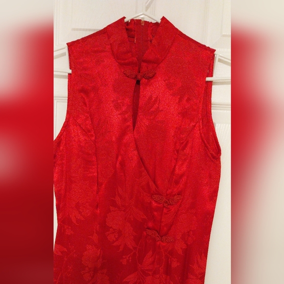 Brand new Red Floral Sleeveless cheng san Made in USA - Picture 4 of 16